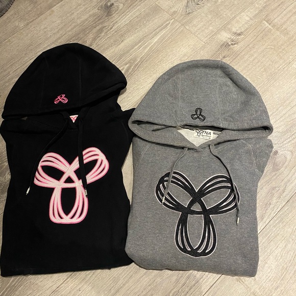 two TNA sweaters - Picture 1 of 6